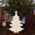 Choinka ze sklejki brzozowej na podstawce. Ozdoba świąteczna z wycięciem gwiazdki na szczycie.