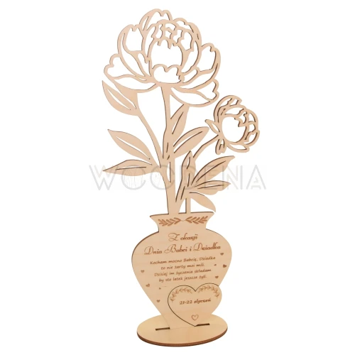 Drewniane kwiaty z życzeniami na Dzień Babci i Dziadka