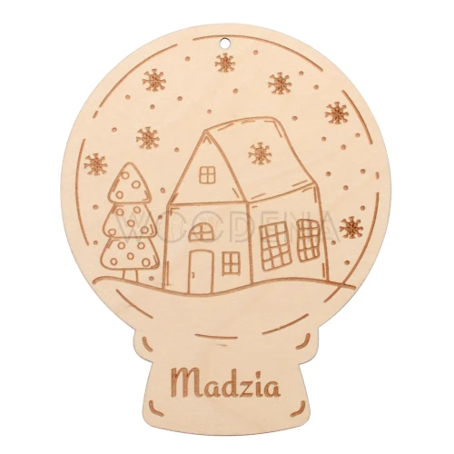 Kula śnieżna z drewna z imieniem i grawerowanym domkiem
