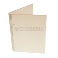 Drewniany segregator A4 A5 na dokumenty, widok z boku, otwarty, z widocznym logo Woodenia.