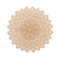 Drewniana mandala do kolorowania, okrągła podkładka z wyciętym wzorem geometrycznym, naturalny kolor brzozy.