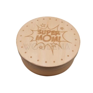 Round box with lid - wooden engraved box for Mother's Day