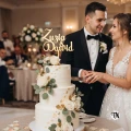 Złoty Topper z imionami na tort