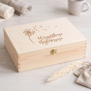 Wooden box with hinged lid - gift box with engraved flower
