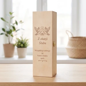 Single wine box with hinged lid - engraved box for Wedding