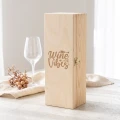 Drewniana skrzynka na wino z grawerem dla miłośnika win - prezent