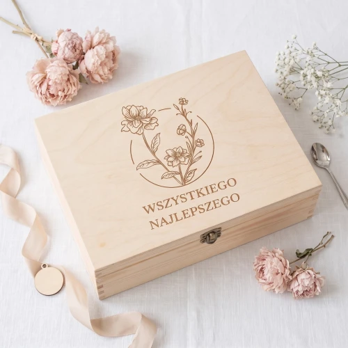Wooden box with hinged lid - box with flower pattern, boho
