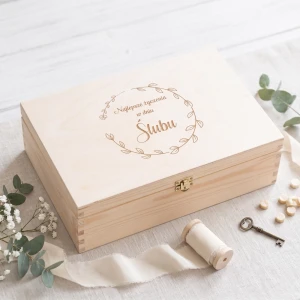 Wooden box with hinged lid - engraved box for wedding with wishes