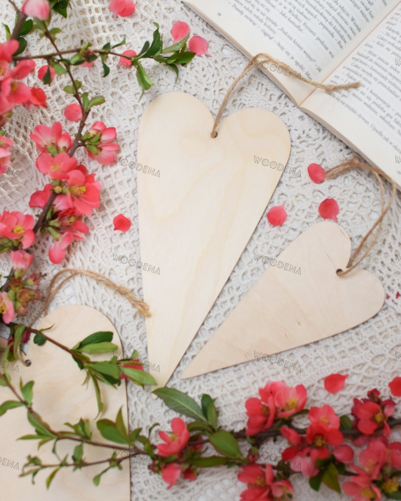 Drewniane serca na Walentynki